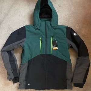 Quicksilver Men’s Snowboard Jacket- BNWT